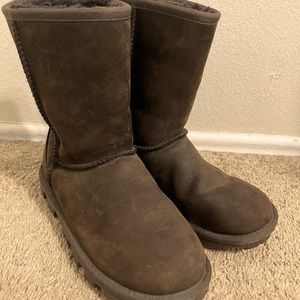 UGG Brwn Boots Sz 6